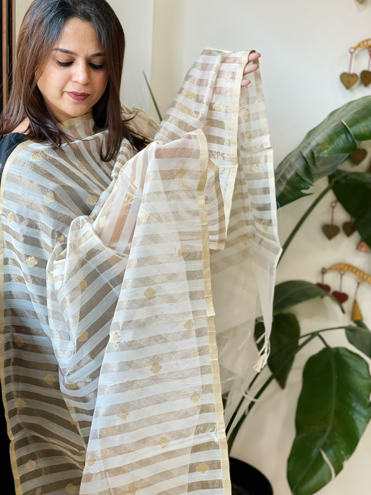 Handwoven Chanderi Zari Dupatta - Masakalee