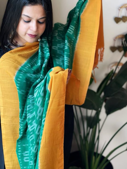 Handwoven Ikat Dupatta in Cotton - Masakalee