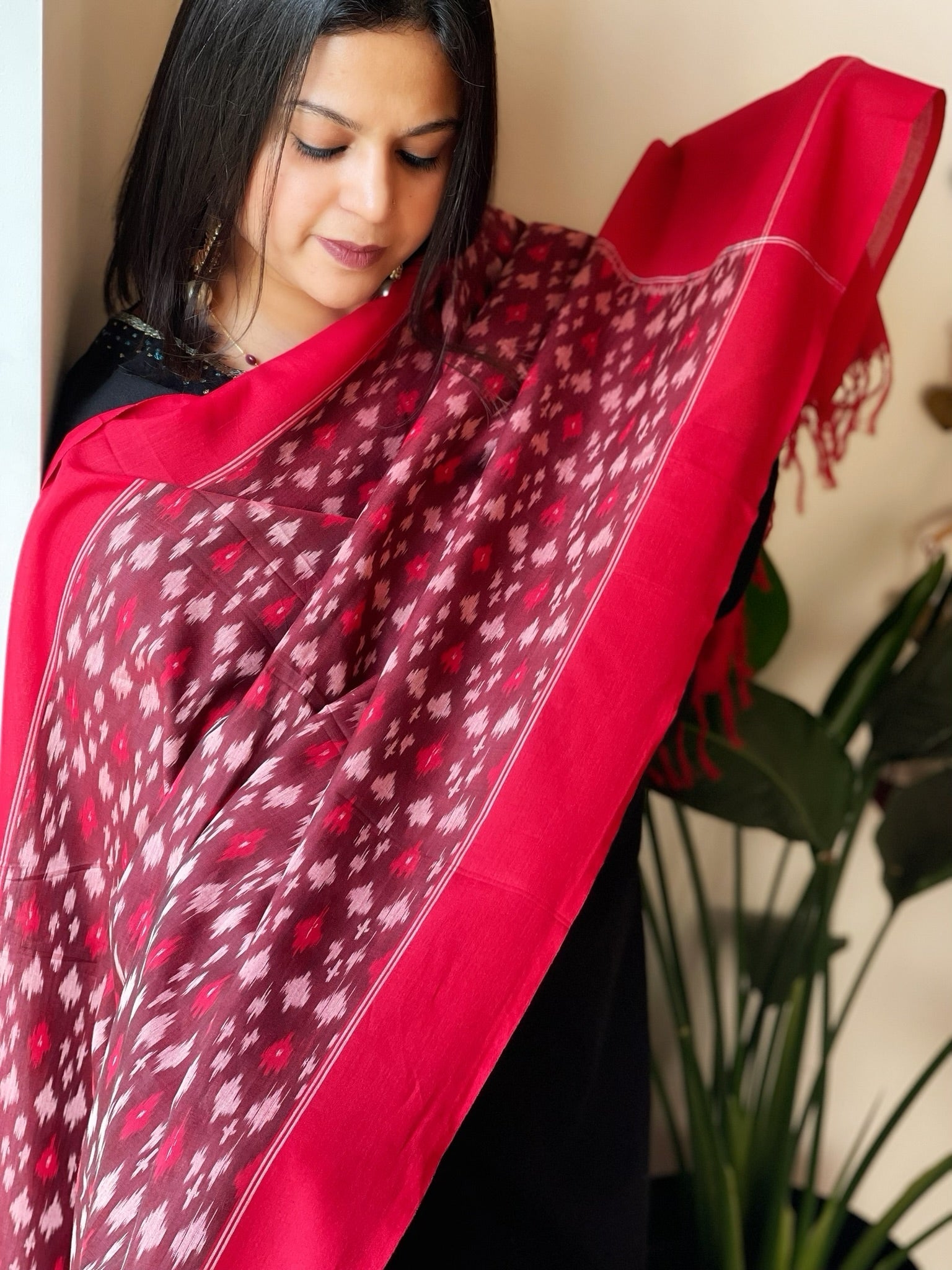 Handwoven Ikat Dupatta in Cotton - Masakalee