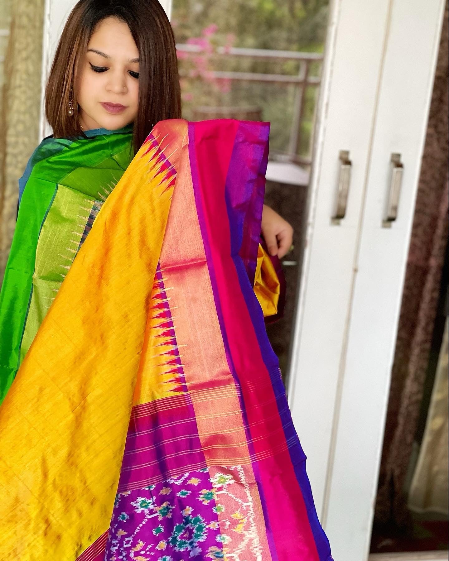 Handwoven Ikat Dupatta in Pure Silk - Masakalee