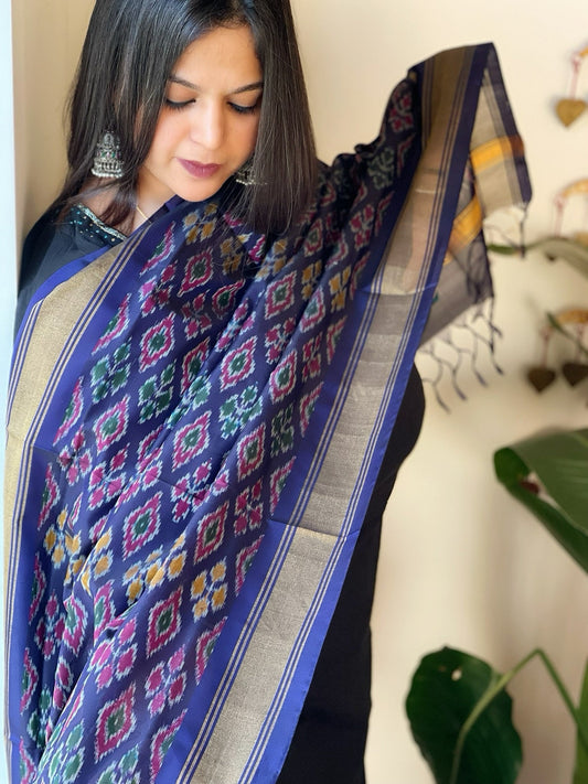 Handwoven Ikat Dupatta Pure Silk - Cotton - Masakalee