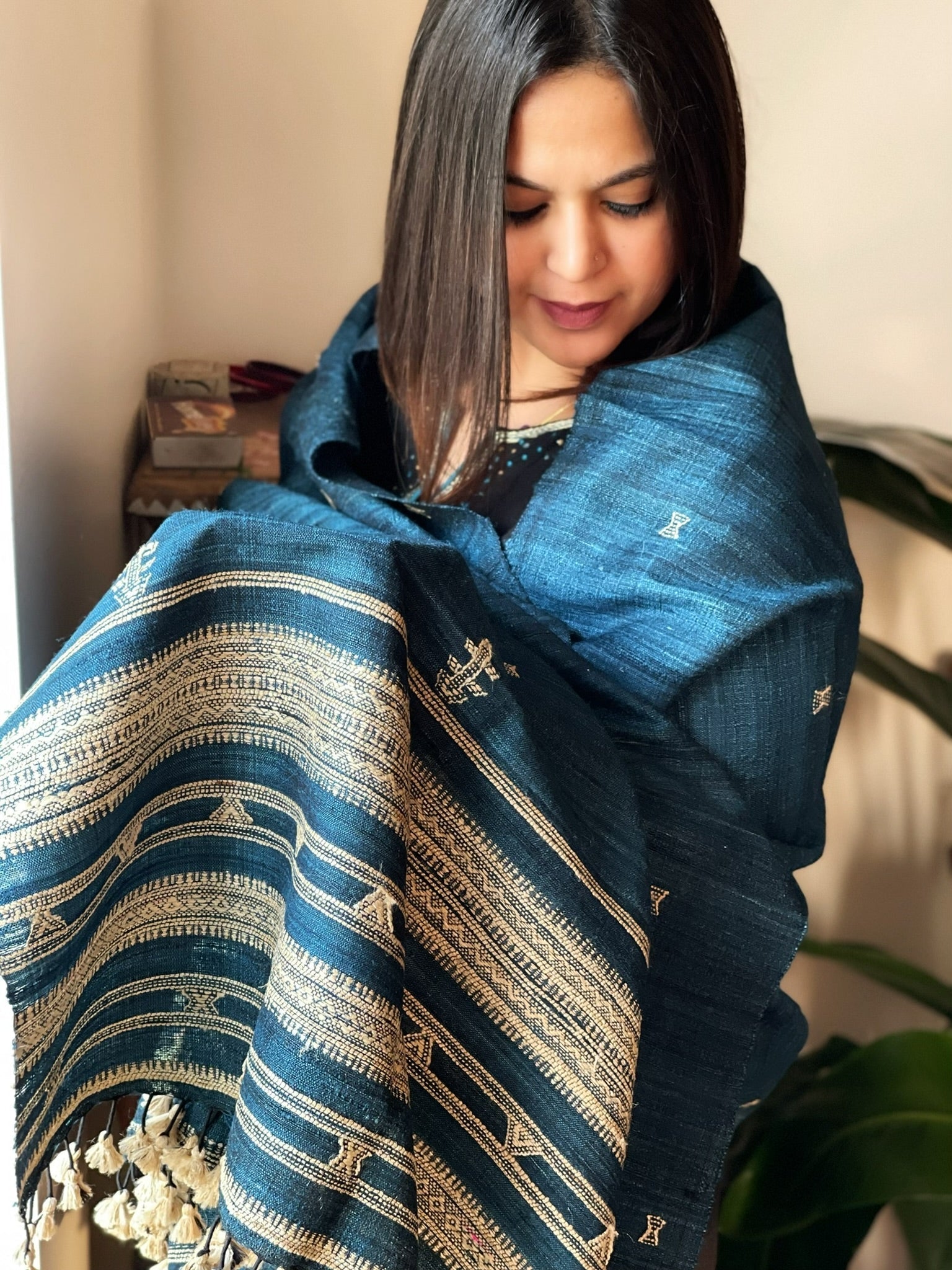 Handwoven Woollen Shawl in Pure Tussar and Wool - Masakalee