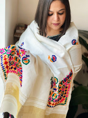 Handwoven Woollen Shawl with Hand Embroidery - Masakalee