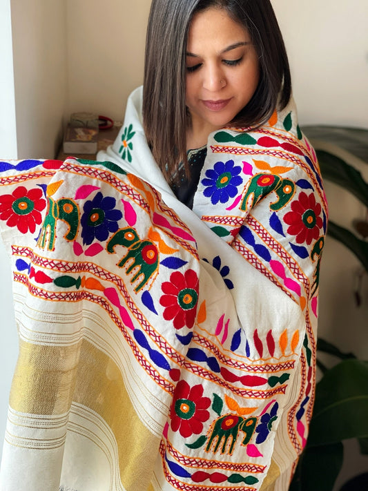 Handwoven Woollen Shawl with Hand Embroidery - Masakalee