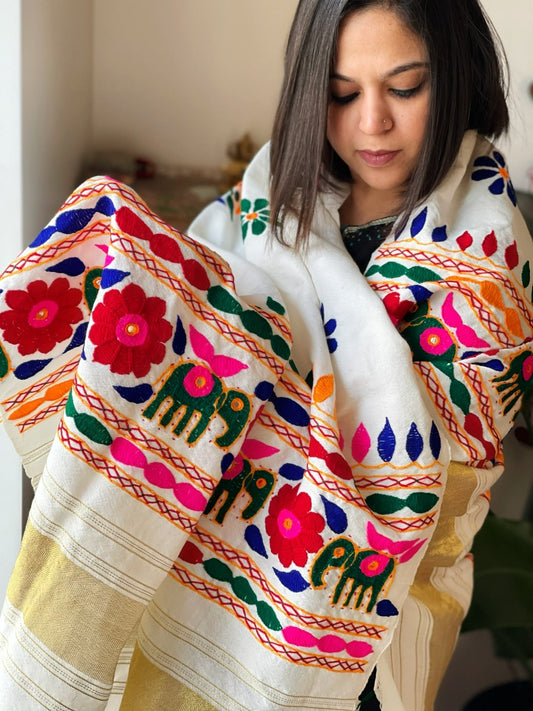 Handwoven Woollen Shawl with Hand Embroidery - Masakalee