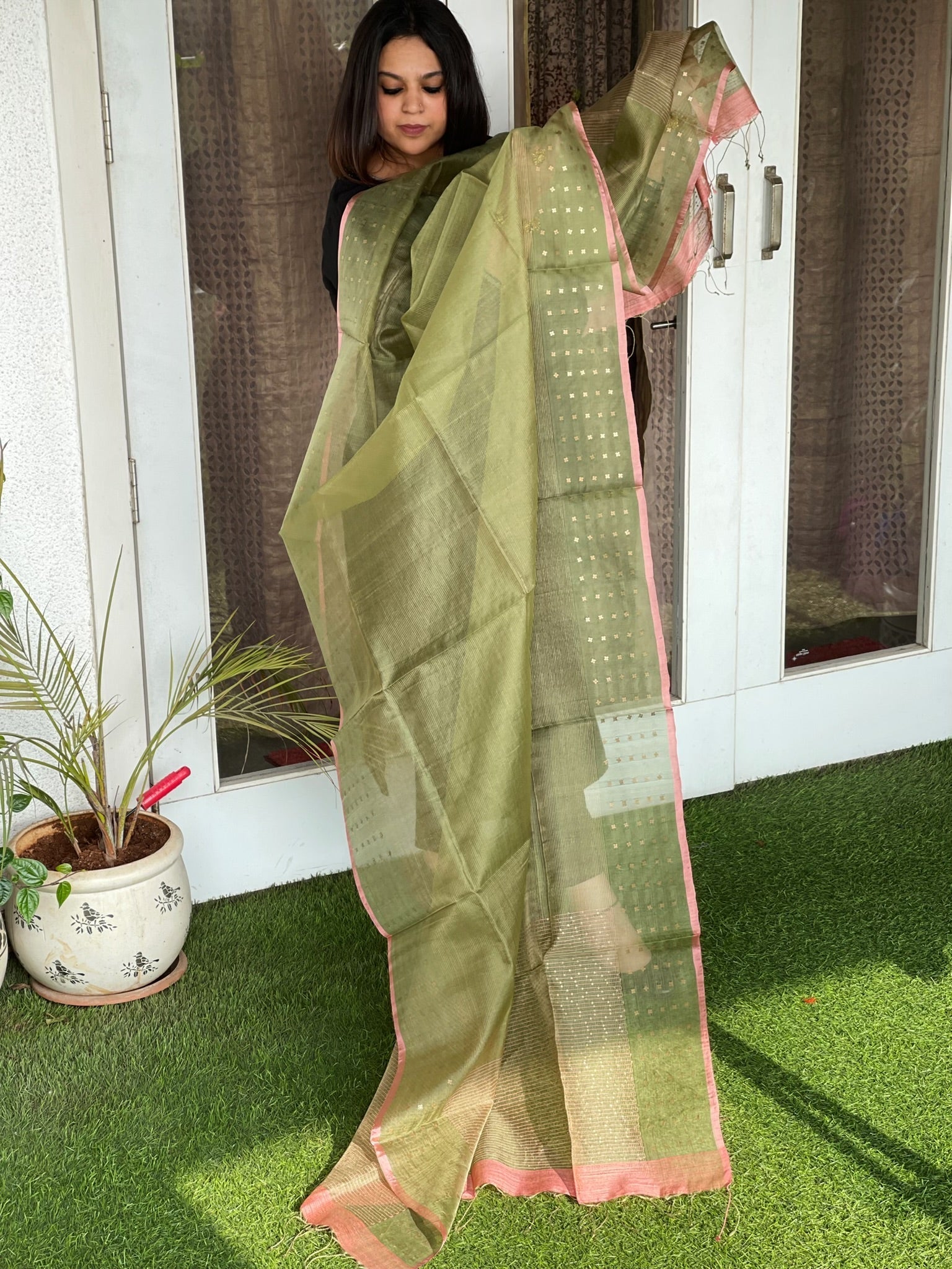 Handwoven Zari & Sequin Weaving Dupatta in Pure Silk - Masakalee