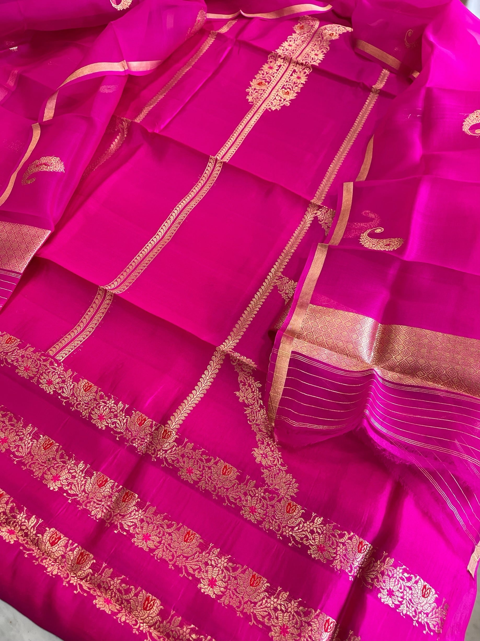 Hot Pink Designer Banarasi Suit Set in Pure Silk - Masakalee
