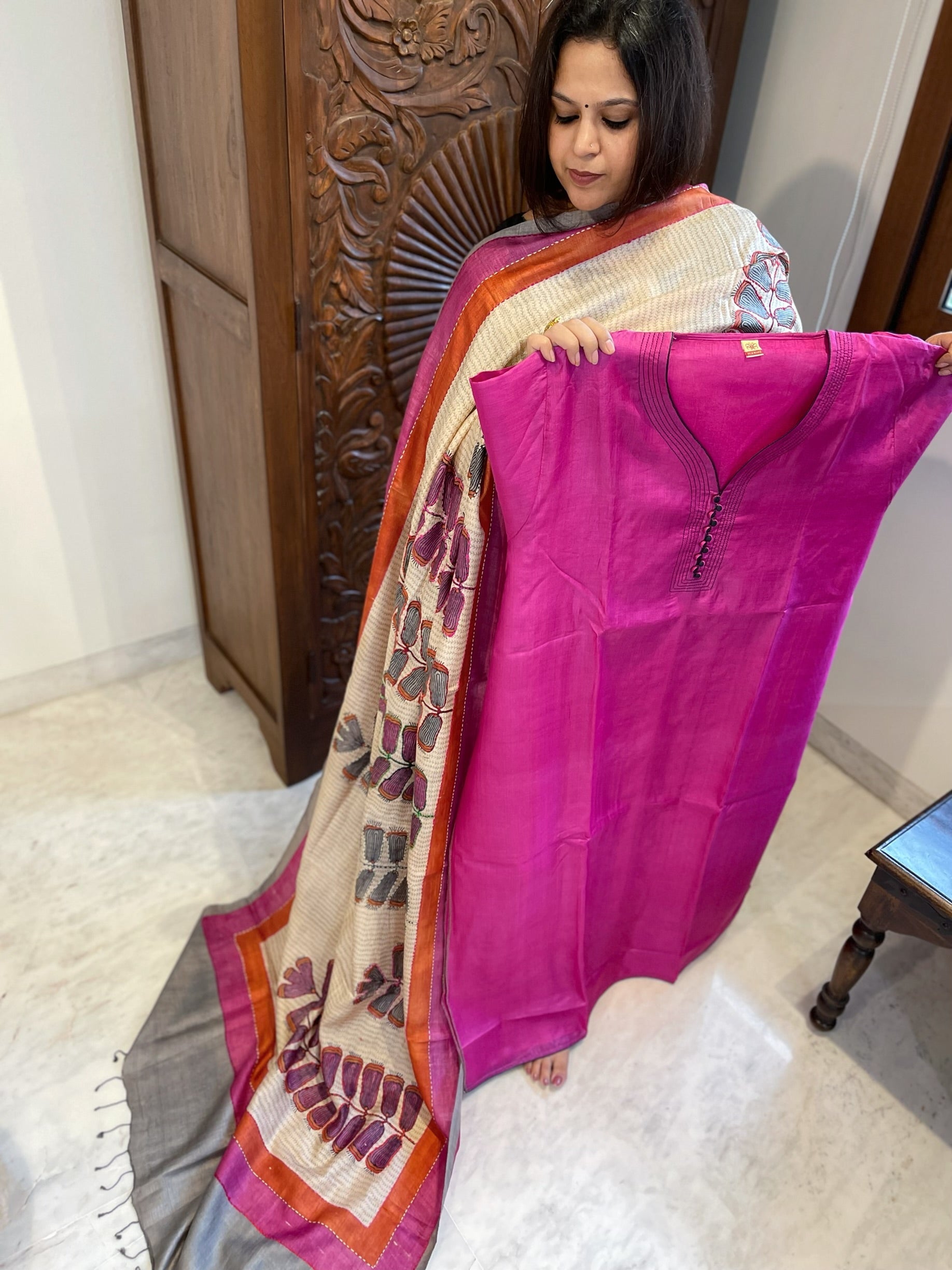 Hot Pink Dupatta Set (Kurta+Dupatta) with Handblock Print in Pure Tussar Silk - Masakalee