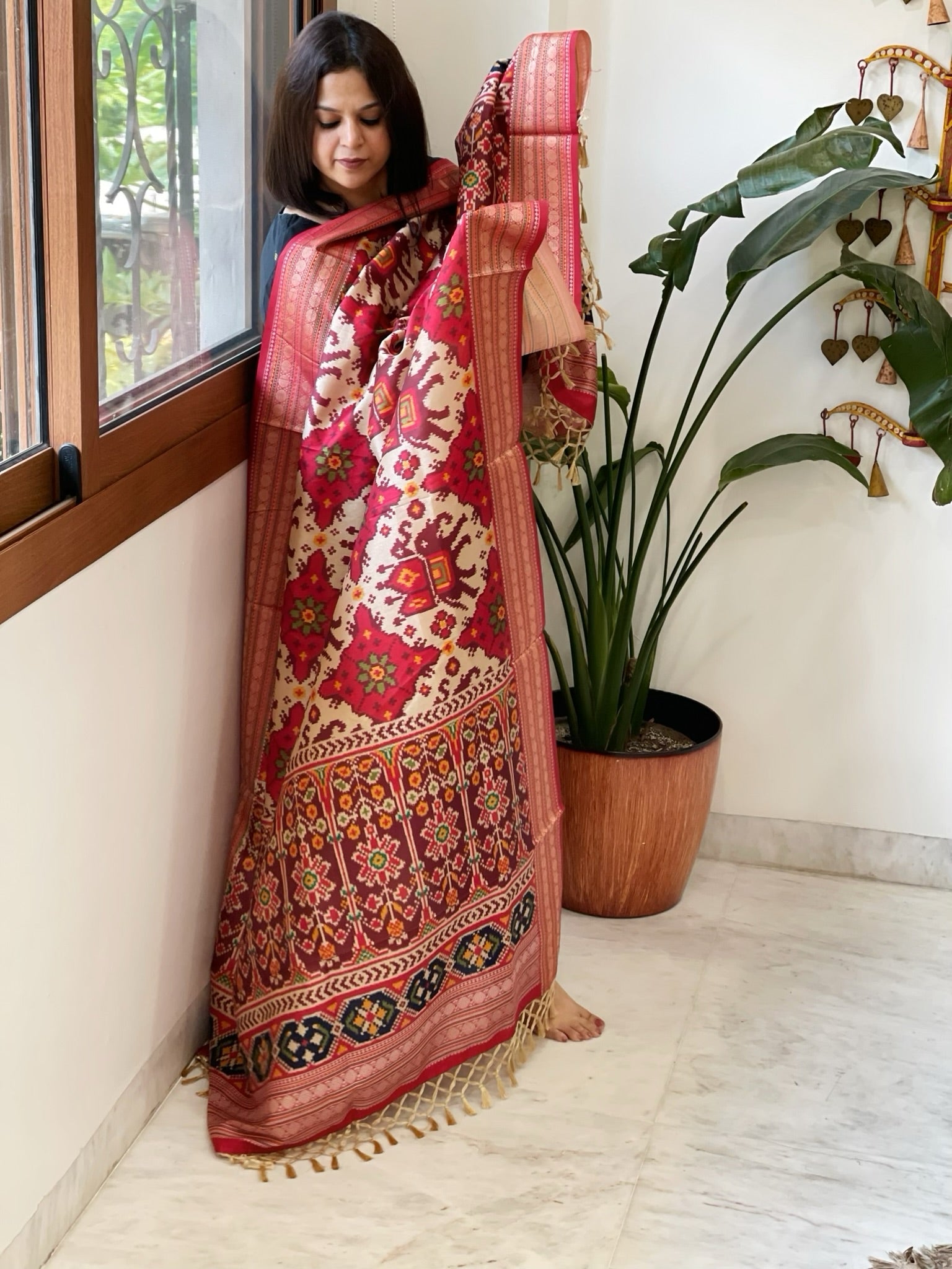 Ivory Printed Patola Dupatta in Fine Art Silk - Masakalee