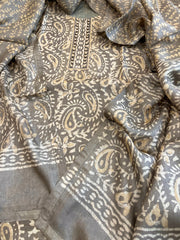 Kashish Dupatta Set (Kurta+Dupatta) with Handblock Print in Pure Tussar Silk - Masakalee