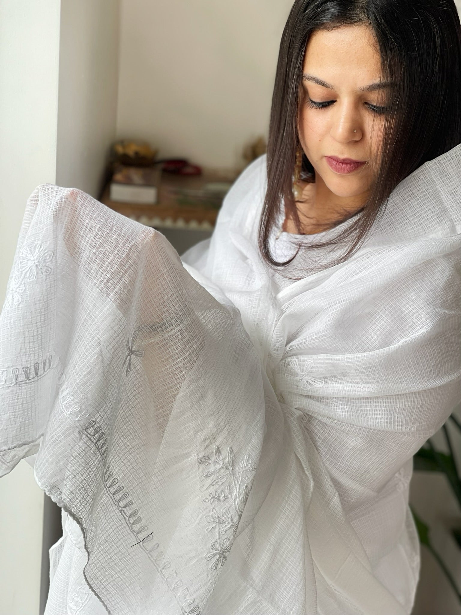 Kota Cotton Dupatta with Tepchi Handwork - Masakalee