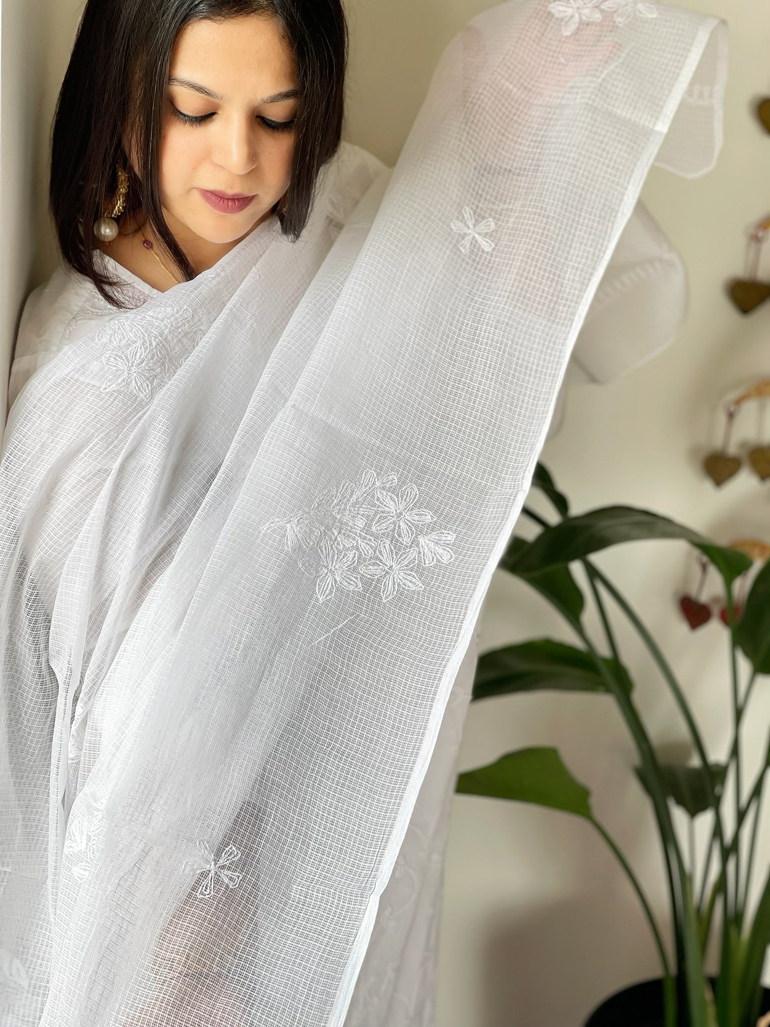 Kota Cotton Dupatta with Tepchi Handwork - Masakalee