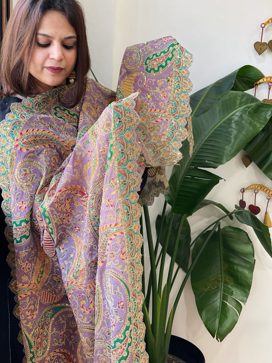 Lavender Chinon Dupatta with Aari Embroidery - Masakalee