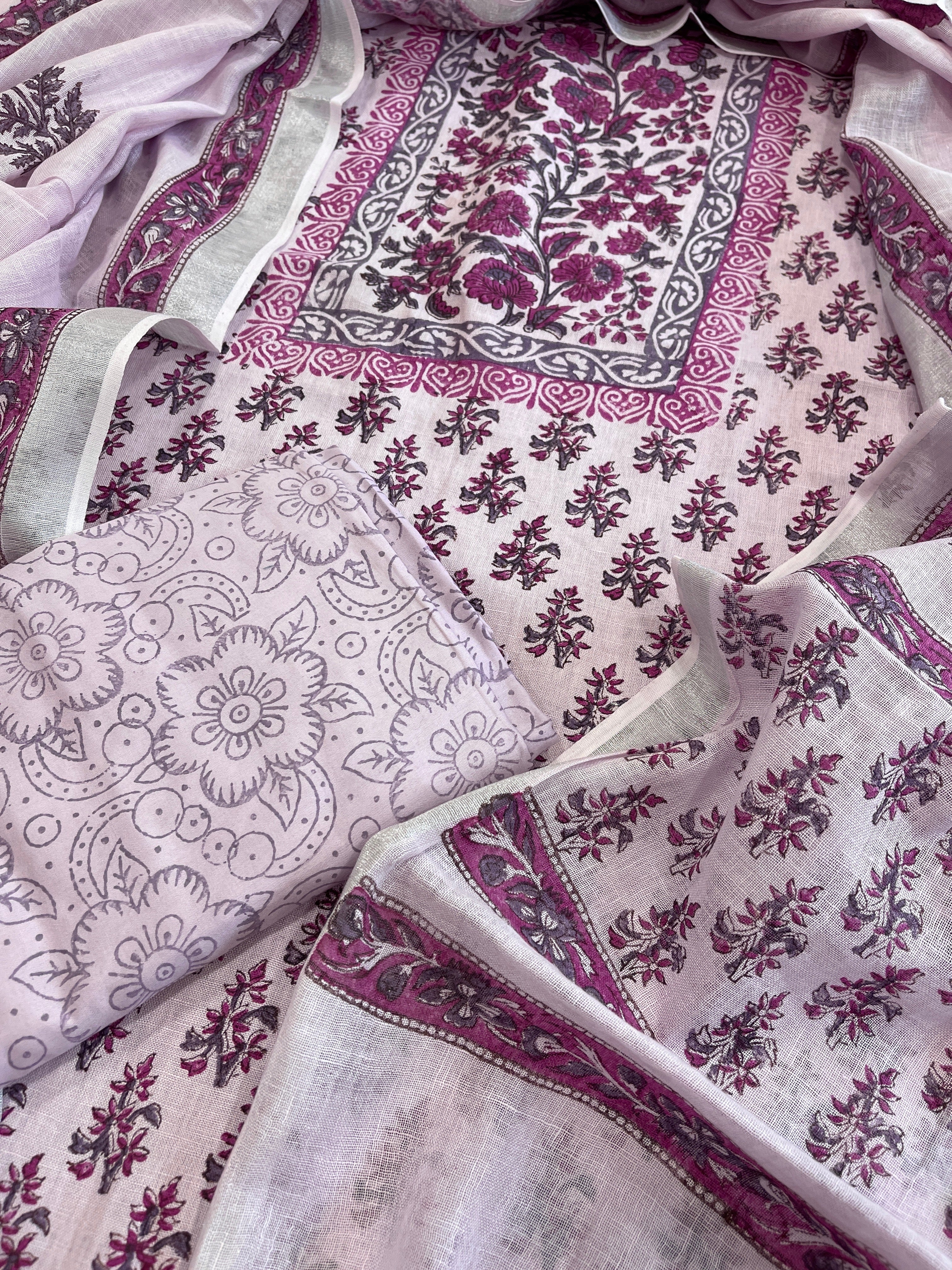 Lavender Handblock Printed Suit Set in Pure Linen - Masakalee