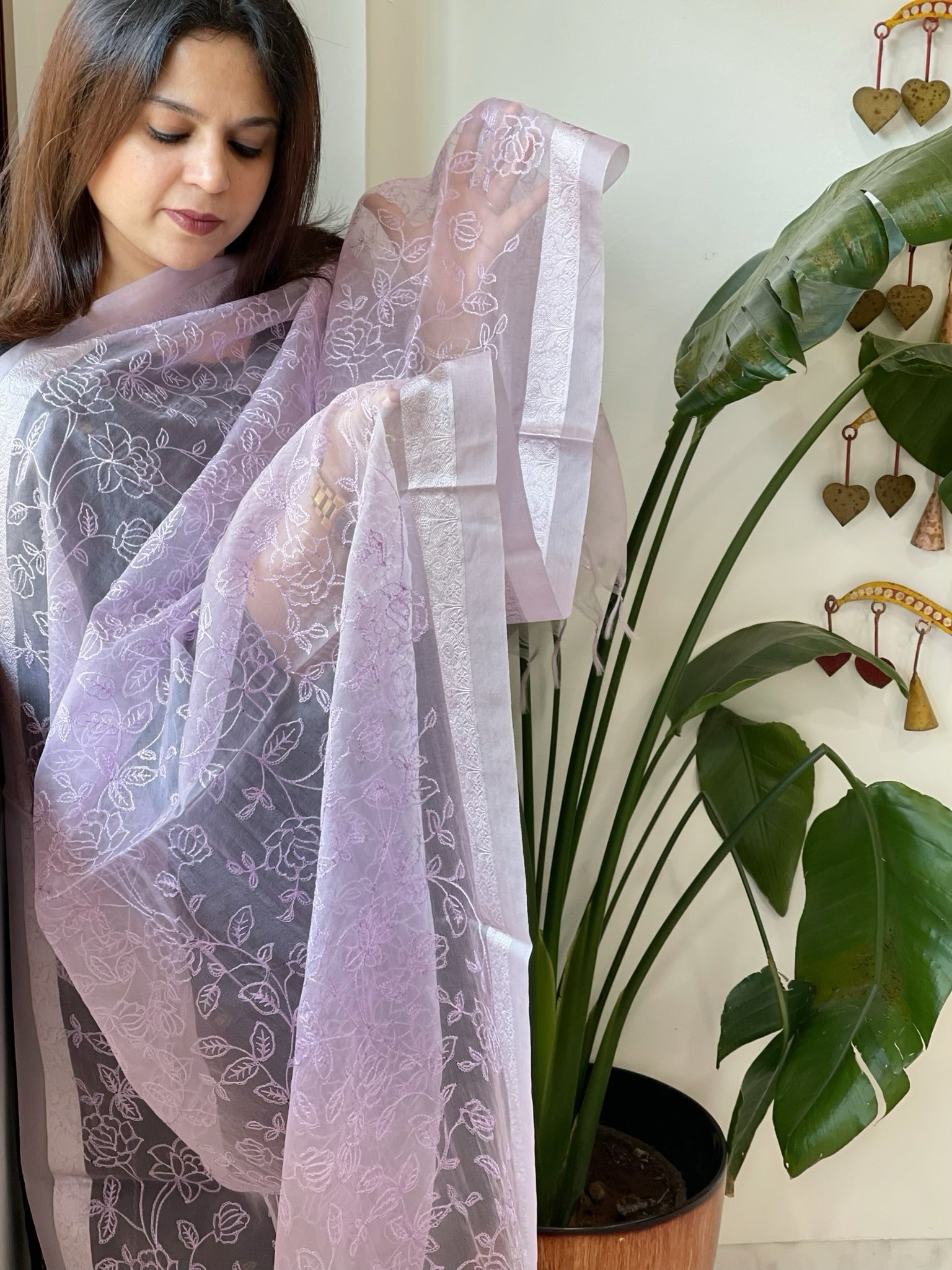 Lavender Organza Dupatta with Thread Jaal Embroidery - Masakalee