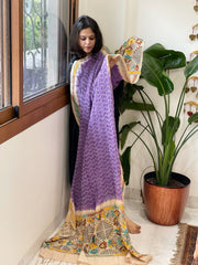 Lavender Rai Bandhej Dupatta with Kantha Handwork in Pure Munga Tussar Silk - Masakalee