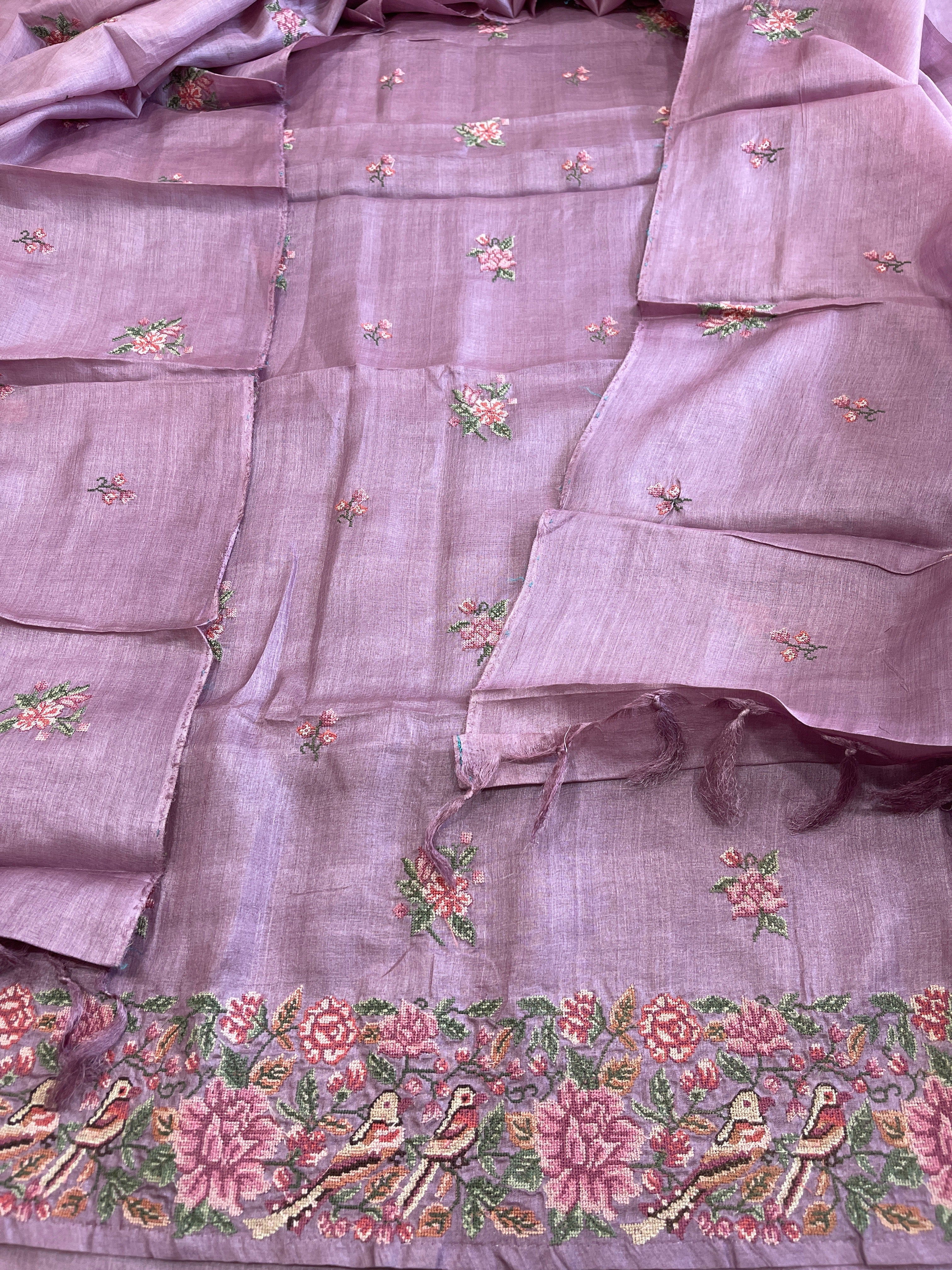 Lavender Suit Set with Cross-Stitch Embroidery in Pure Tussar Silk - Masakalee