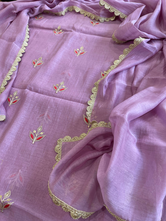 Lavender Suit Set with Gold Thread & Sequin Work in Pure Mul - Masakalee