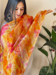 Leheriya Dupatta cum Stole with Lucknowi Handwork - Masakalee