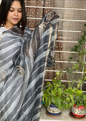 Leheriya Dupatta with Gotapatti Handwork - Masakalee