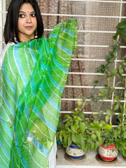 Leheriya Dupatta with Gotapatti Handwork - Masakalee