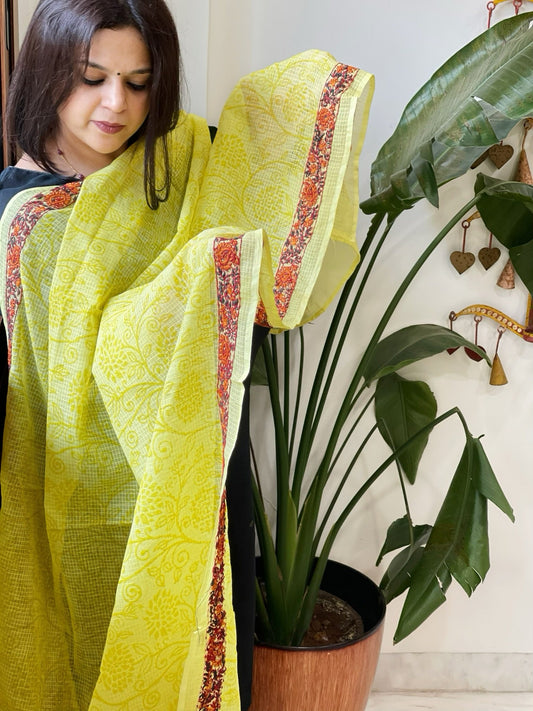 Lemon Yellow Kota Cotton Dupatta with Kantha Hand Embroidery - Masakalee