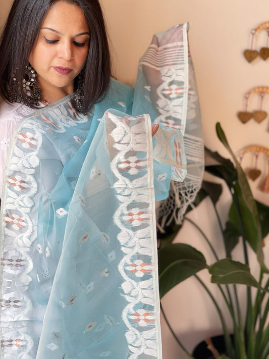 Lite Aqua Blue Handwoven Jamdani Dupatta in Pure Muslin - Masakalee