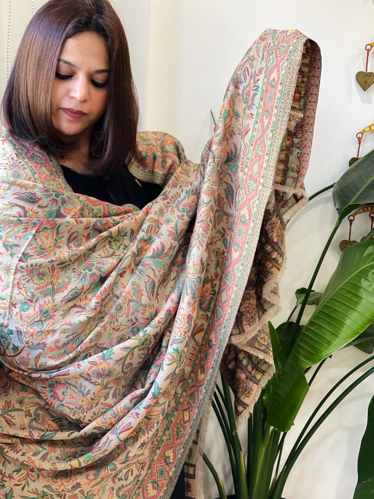 Lite Brown Woven Kaani Jaal Pashmina Shawl - Masakalee