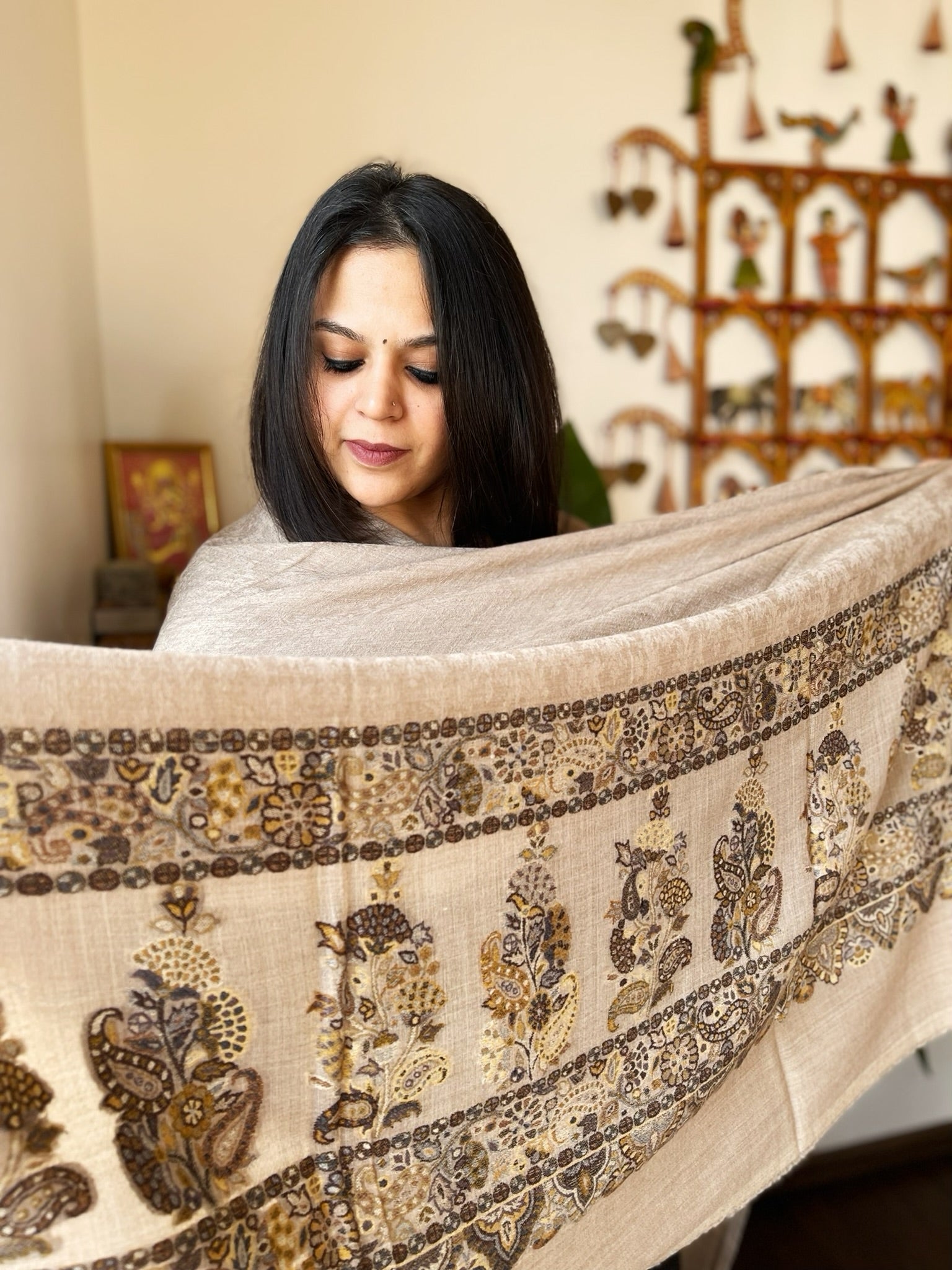 Lite Brown Woven Pashmina Shawl with Self and Kaani Pallu - Masakalee
