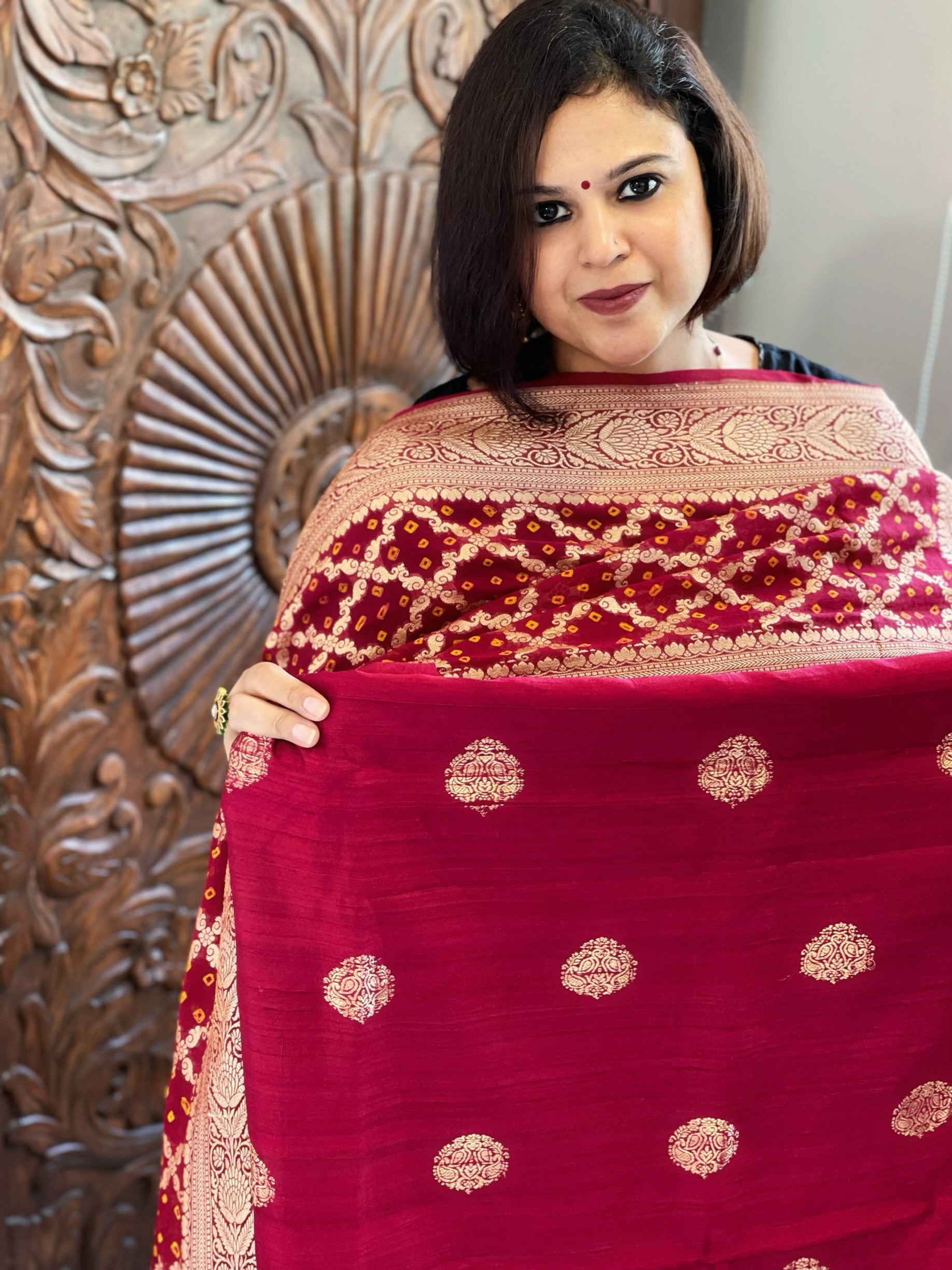 Maroon Banarasi Suit Set in Raw Silk with Neemzari Bandhani Dupatta - Masakalee