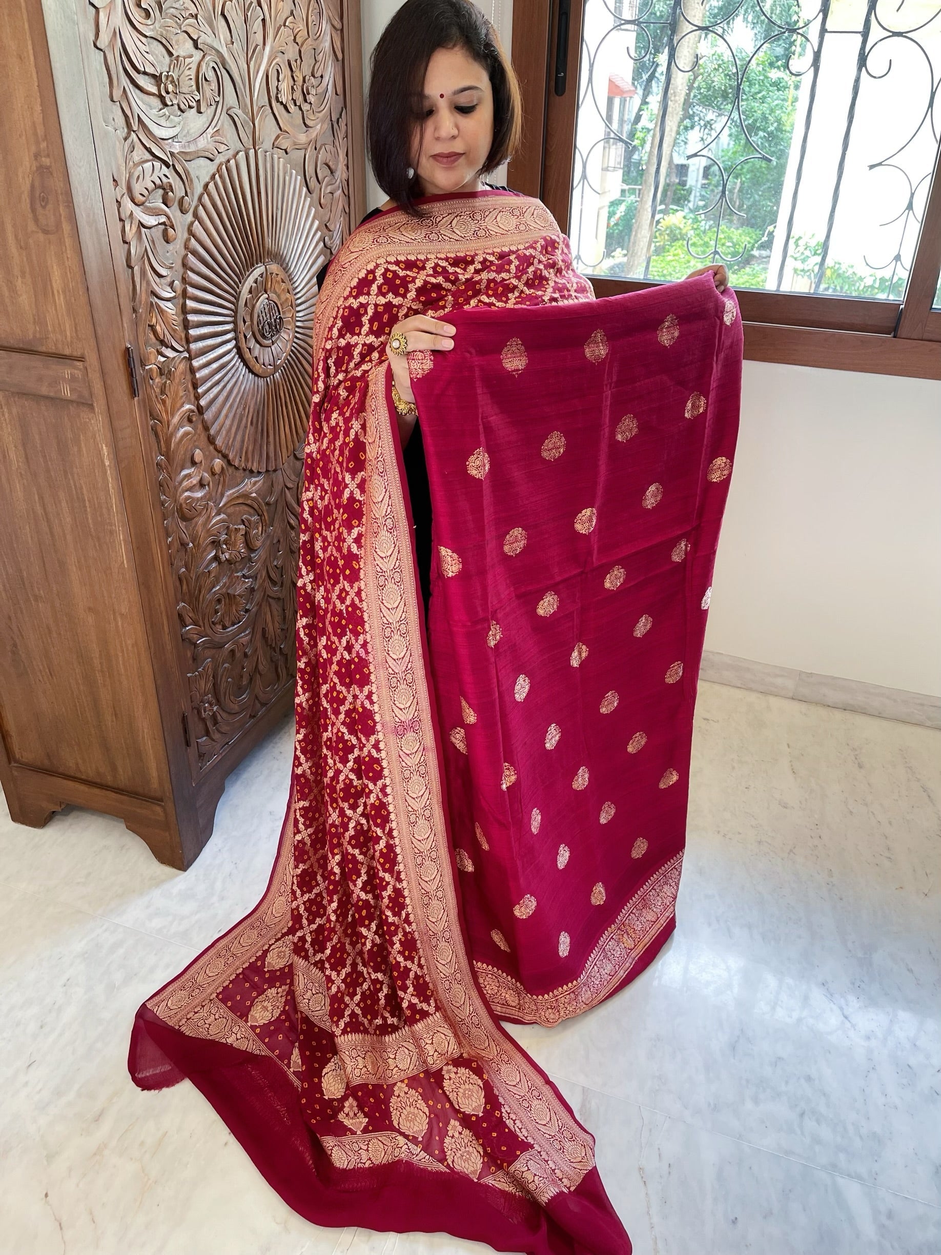 Maroon Banarasi Suit Set in Raw Silk with Neemzari Bandhani Dupatta - Masakalee