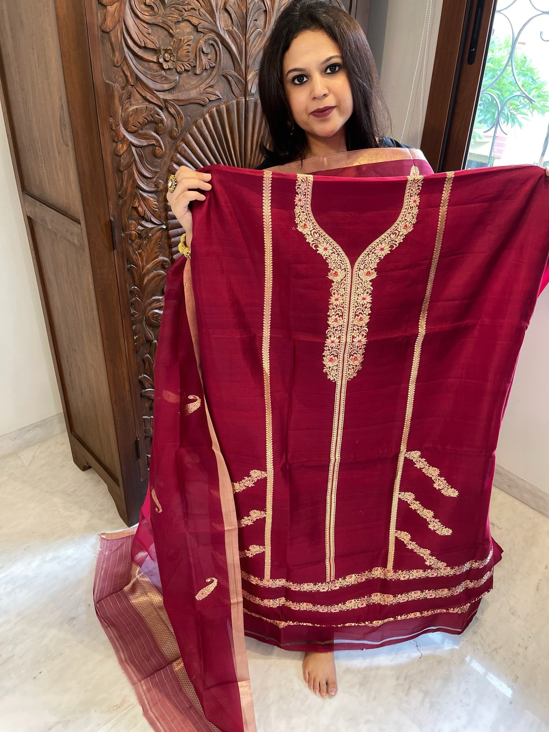Maroon Designer Banarasi Suit Set in Pure Silk - Masakalee