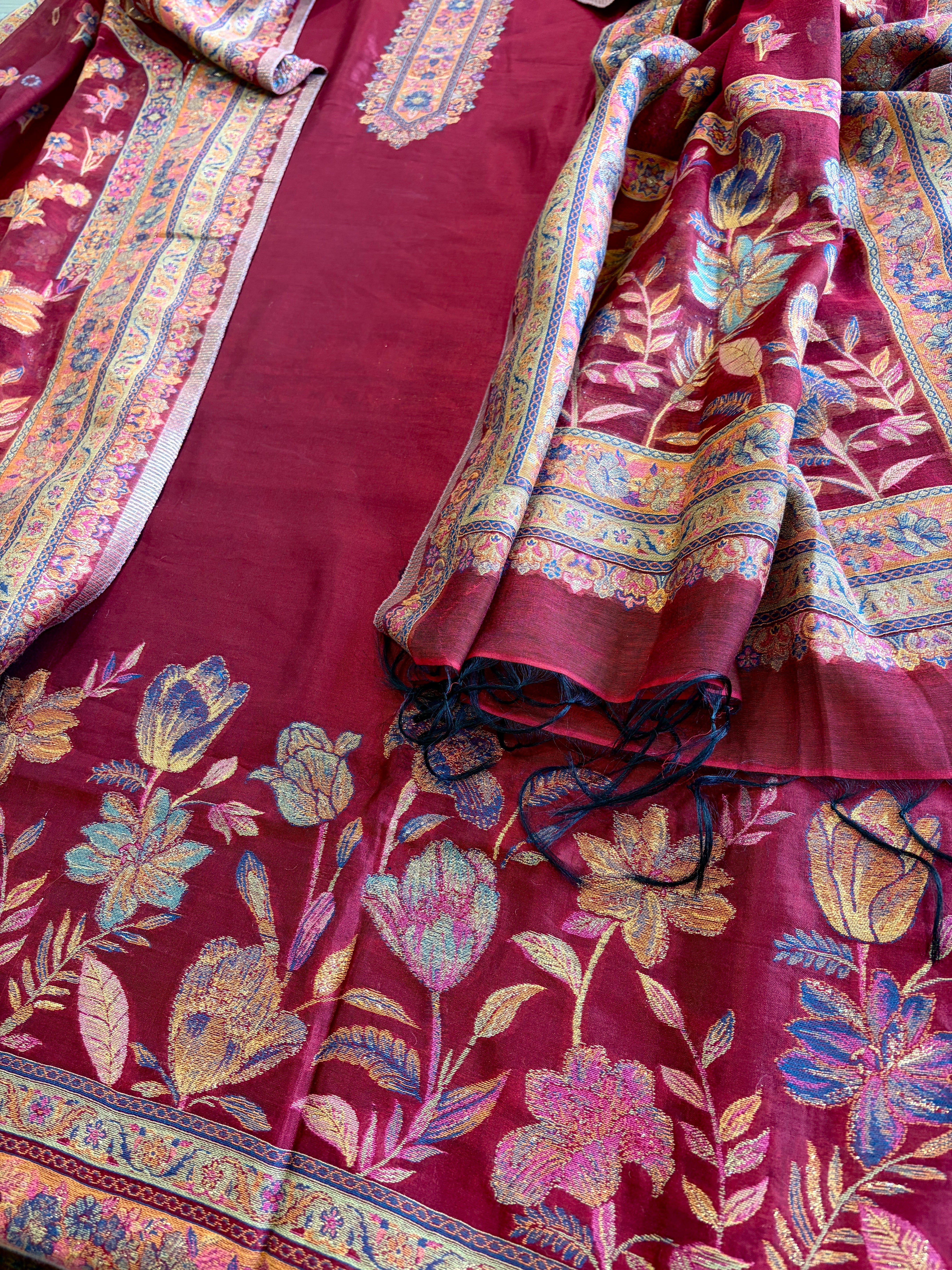 Maroon Suit Set with Handwoven Kaani and Zari in Pure Silk - Masakalee