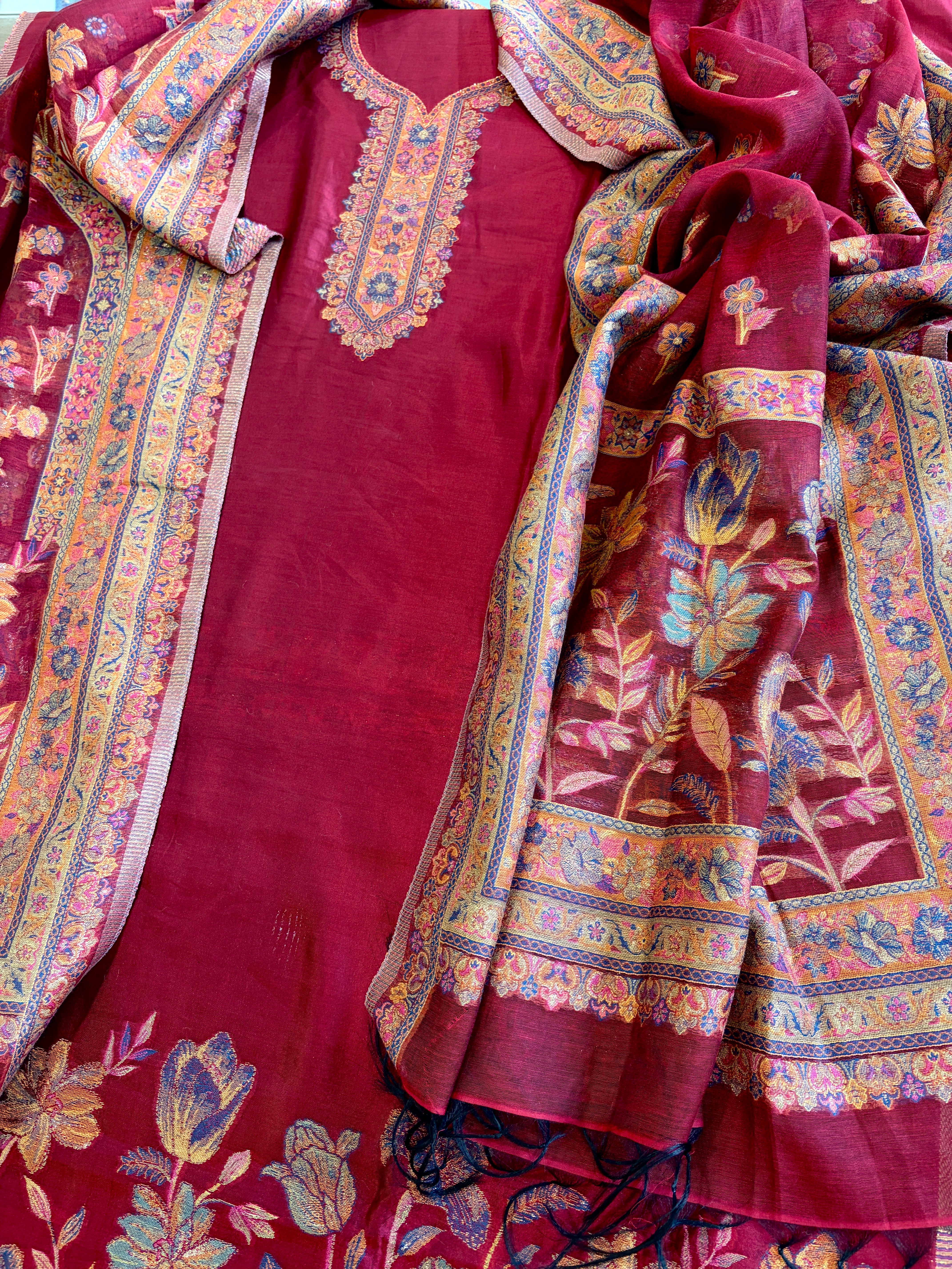 Maroon Suit Set with Handwoven Kaani and Zari in Pure Silk - Masakalee