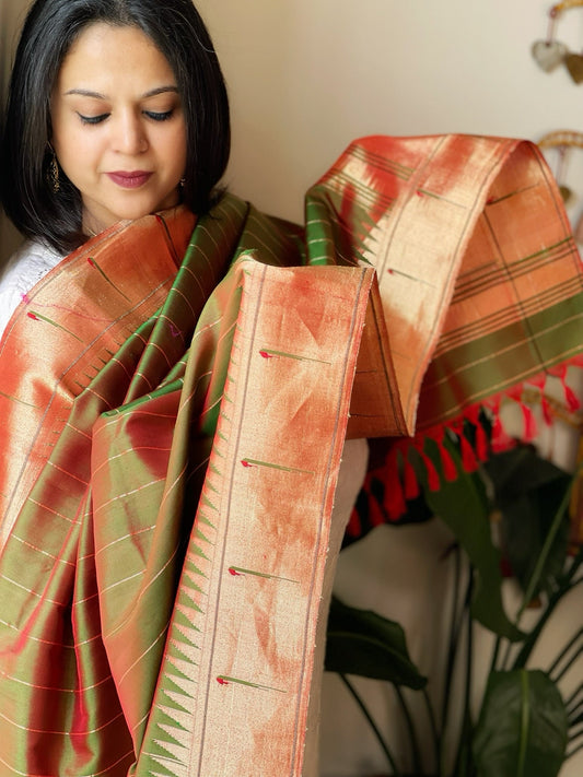 Mehendi Green Handwoven Paithani Dupatta in Pure Silk - Masakalee