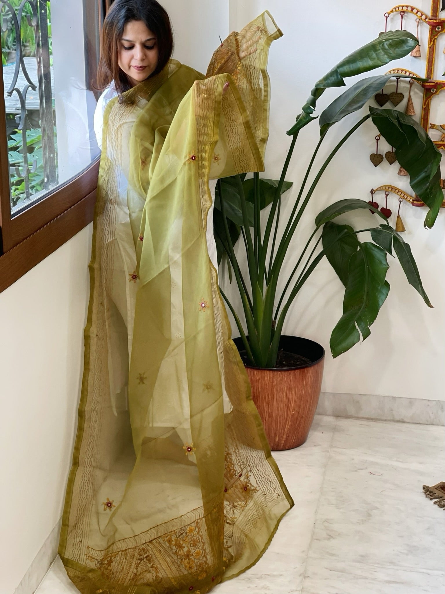 Mehendi Green Organza dupatta with Lambani Hand Embroidery - Masakalee