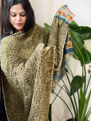 Mehendi Green Rai Bandhej Dupatta with Handpainted Kalamkari Pallu in Pure Muga Silk - Masakalee