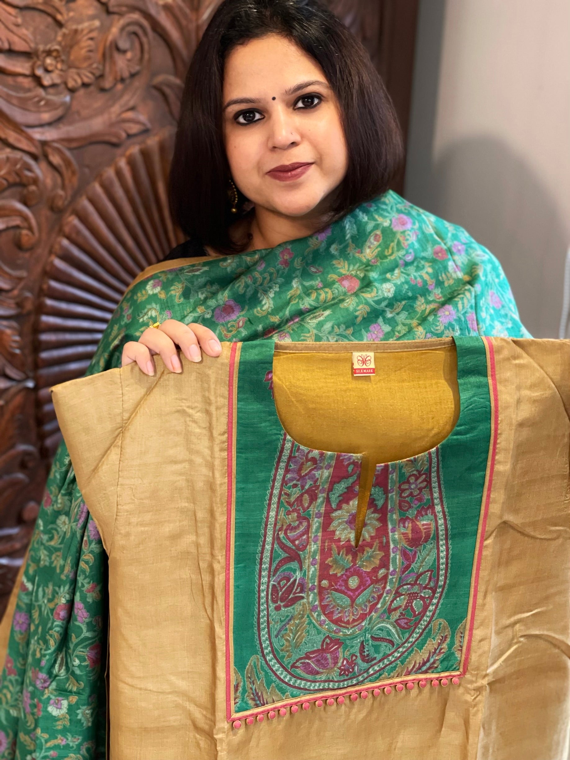 Mehendi Yellow Dupatta Set (Kurta+Dupatta) with Handblock Print in Pure Tussar Silk - Masakalee