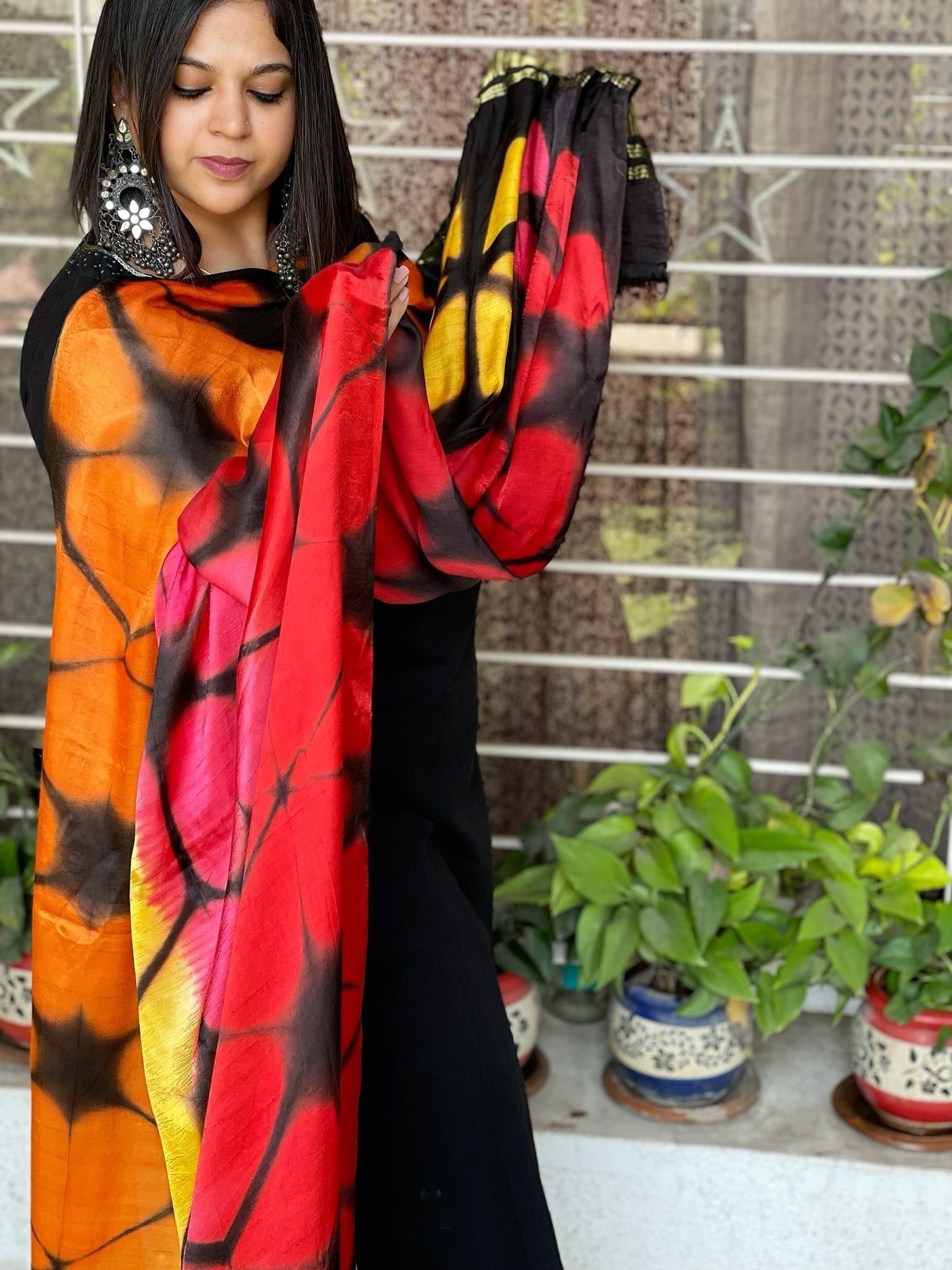 Modal Silk Clamp Dyed Dupatta - Masakalee