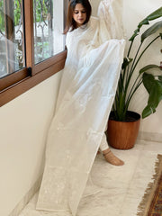 Mul Chanderi Dupatta with Thread Embroidery - Masakalee