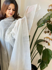 Mul Chanderi Dupatta with Thread Embroidery - Masakalee