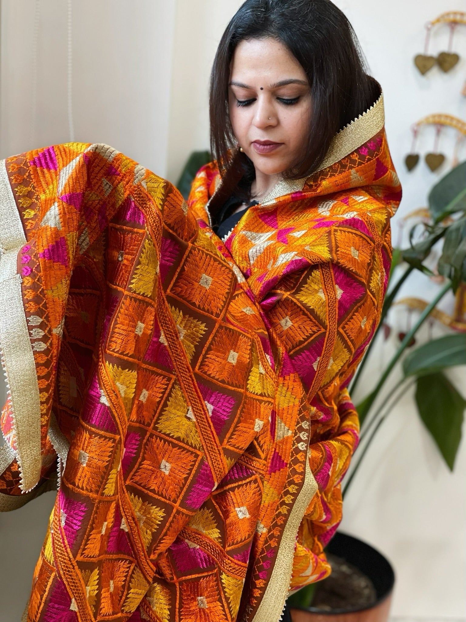Mustard Designer Phulkari Dupatta in Khaddar Cotton - Masakalee