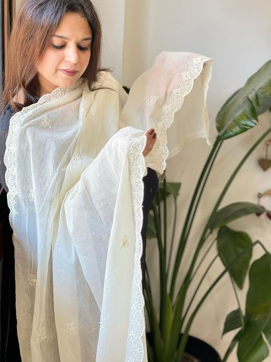 Off - White Cotton Dupatta with Embroidery - Masakalee