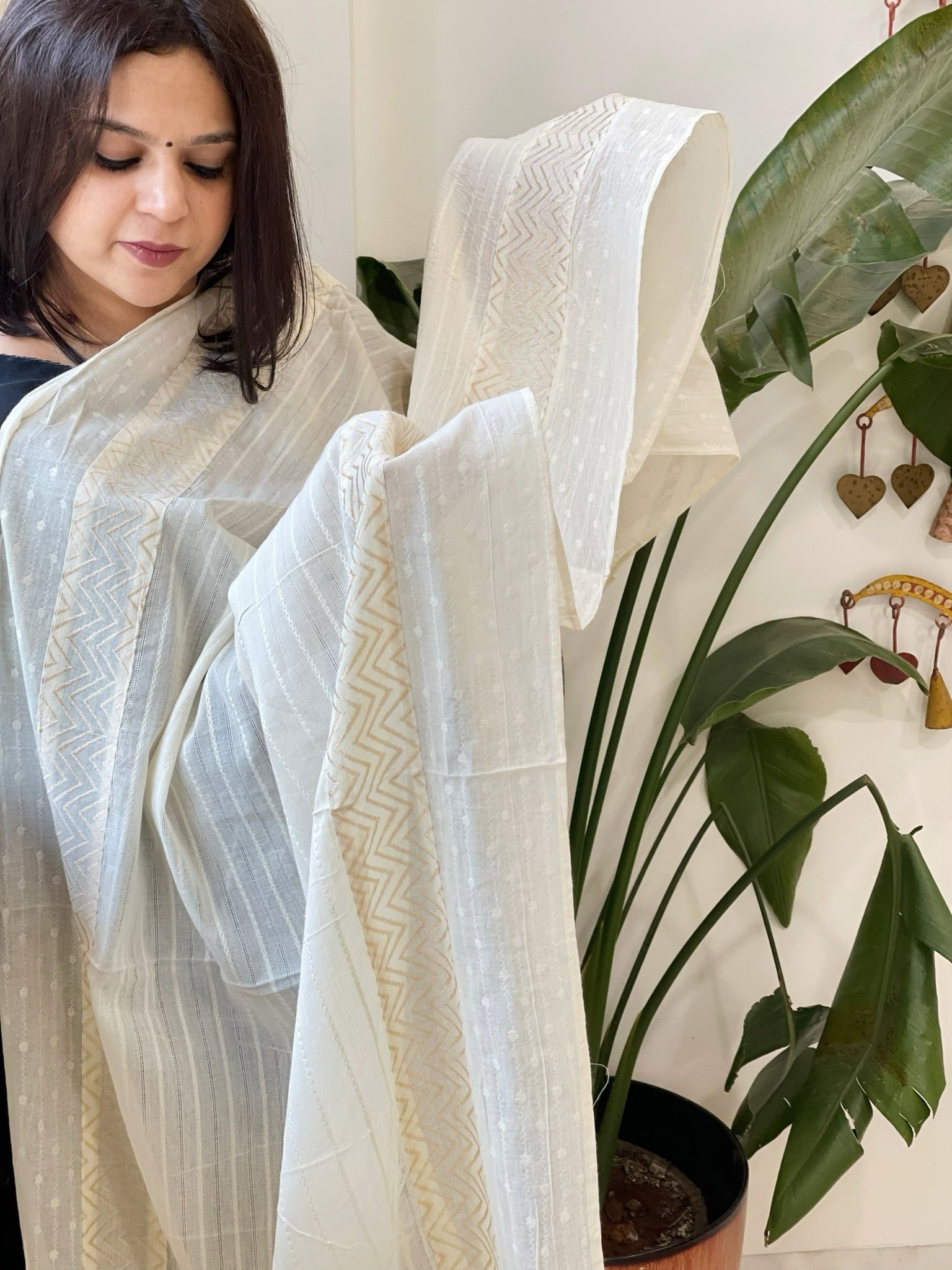 Off-White Cotton Dupatta with Self Weaving - Masakalee