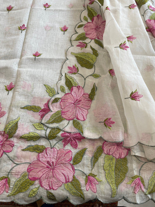 Off-White Dupatta Set with Thread Embroidery in Mul Chanderi - Masakalee