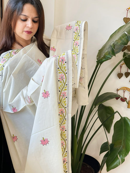 Off - White Handmade Kantha Dupatta in Pure Cotton - Masakalee