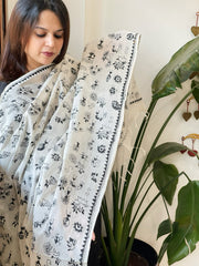 Off - White Handmade Kantha Dupatta in Pure Cotton - Masakalee