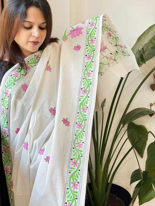 Off - White Handmade Kantha Dupatta in Pure Cotton - Masakalee