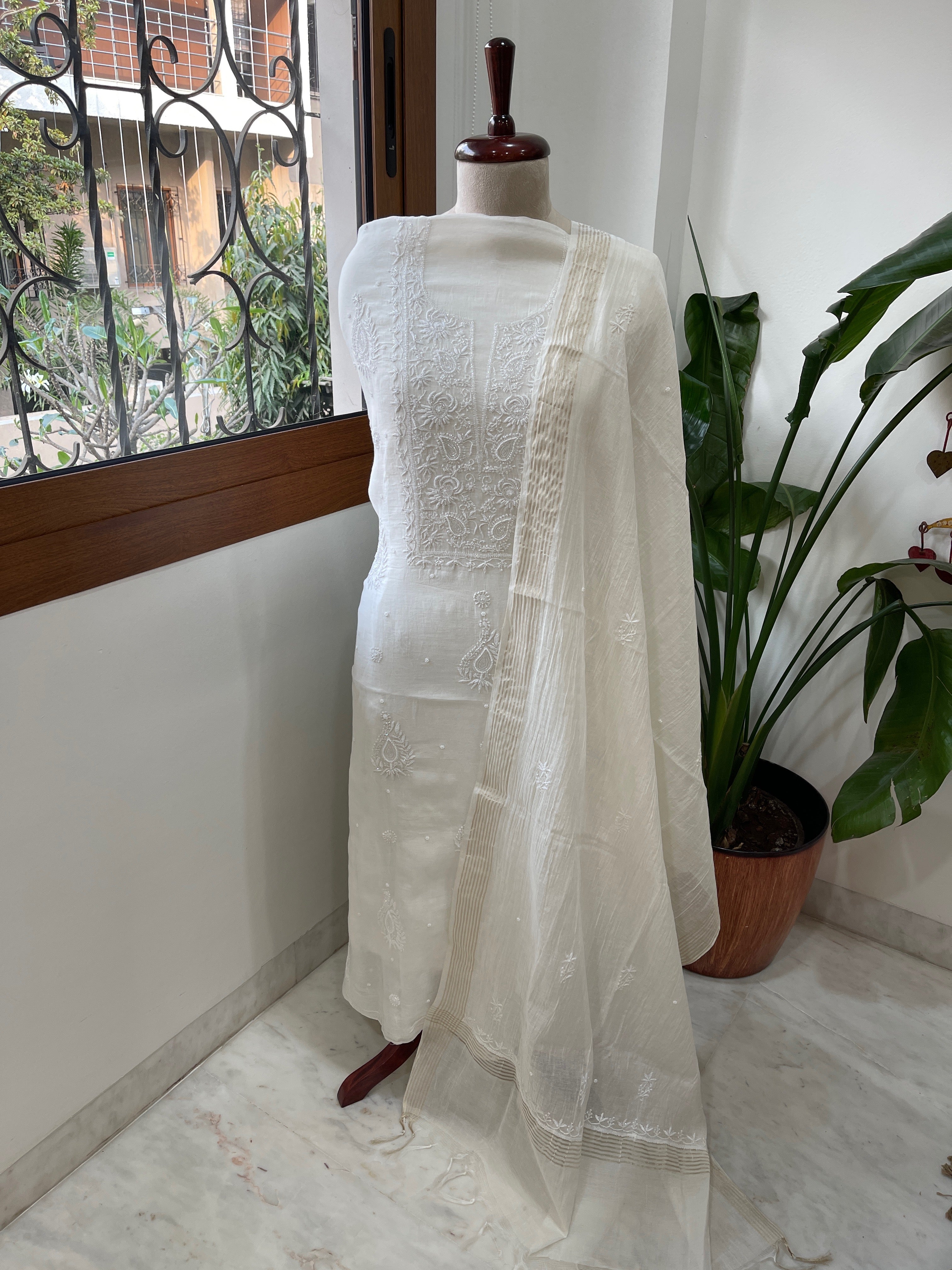 Off - White Suit Set with Lucknowi Handwork in Pure Mul Chanderi - Masakalee