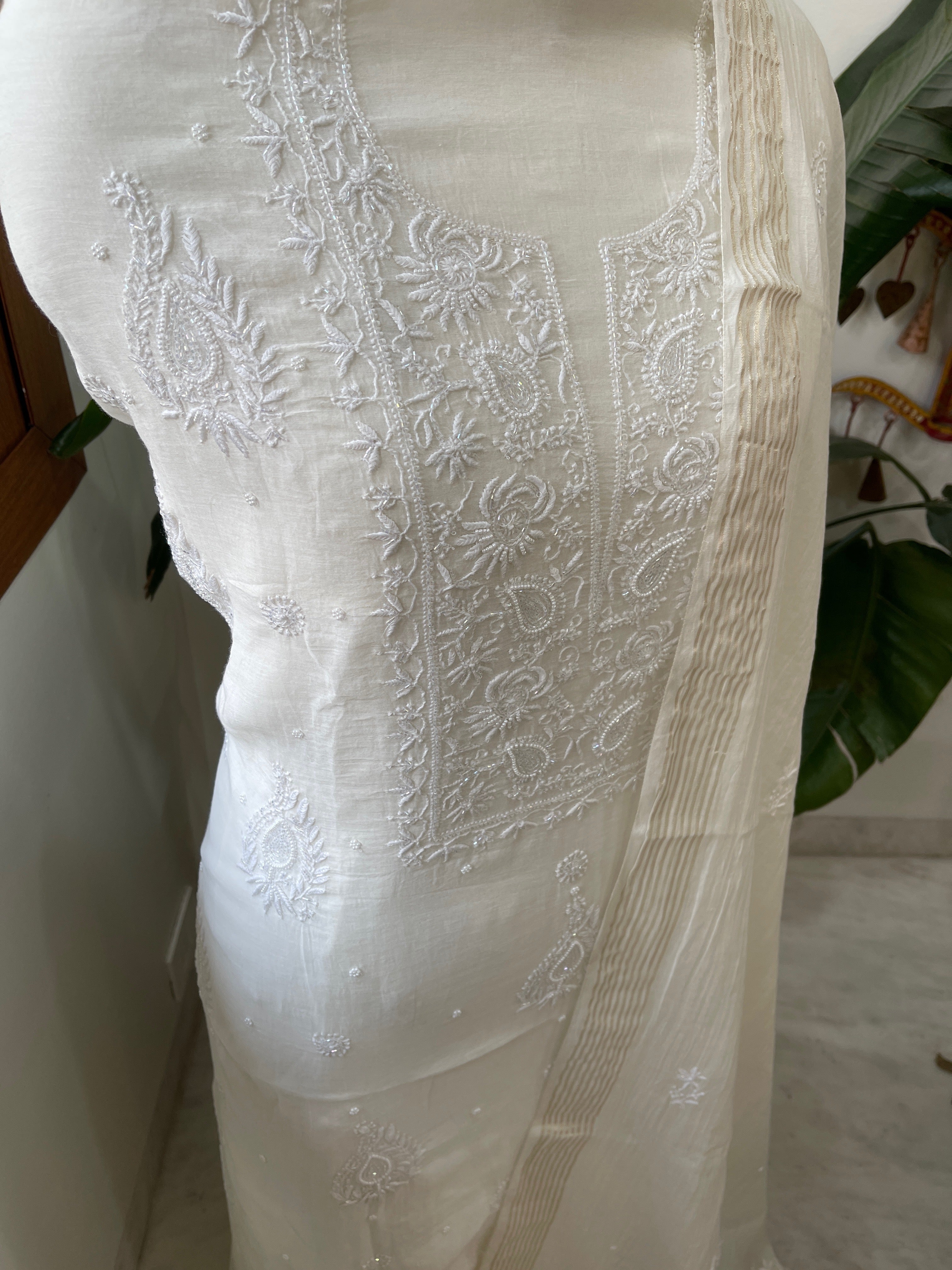 Off - White Suit Set with Lucknowi Handwork in Pure Mul Chanderi - Masakalee